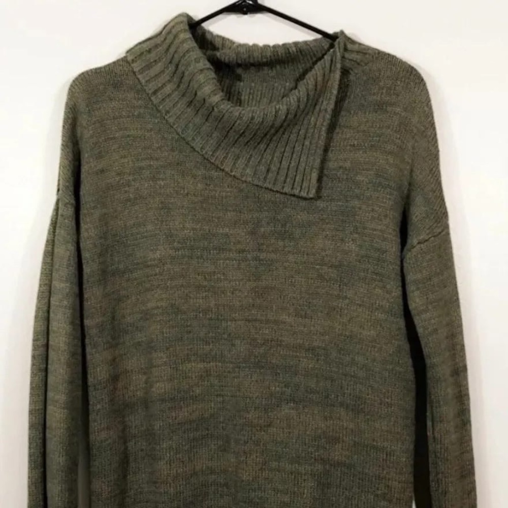 Matty M Women Sweater Size S Olive Green Sailor Mock Neck Long Sleeve Pullover.